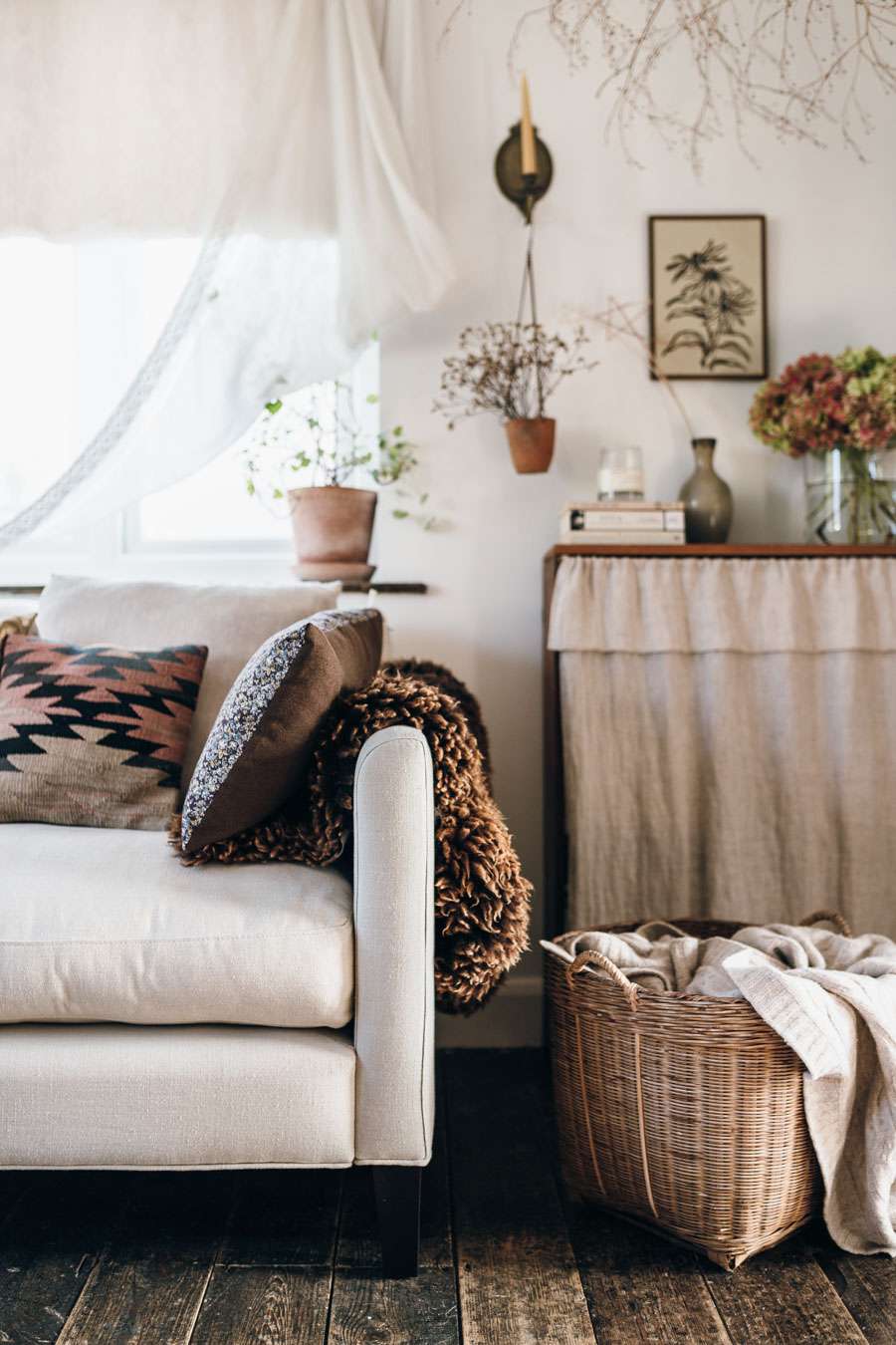 33 Fall Living Room Decor Ideas to Cozy Up Your Space
