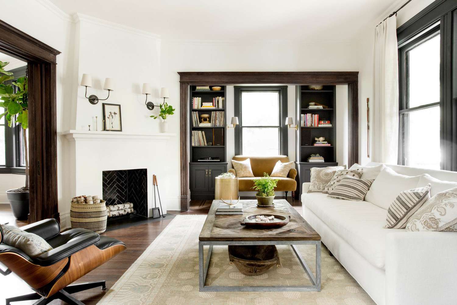 44 Cozy Reading Nook Ideas You'll Want to Curl Up in With a Good Book