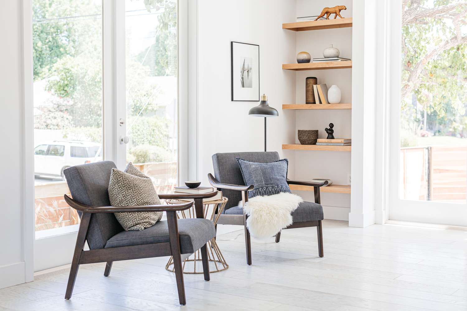 44 Cozy Reading Nook Ideas You'll Want to Curl Up in With a Good Book