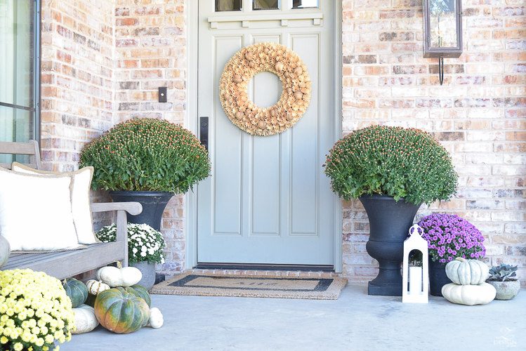 5 Tips for a beautiful fall front porch + a tour - ZDesign At Home