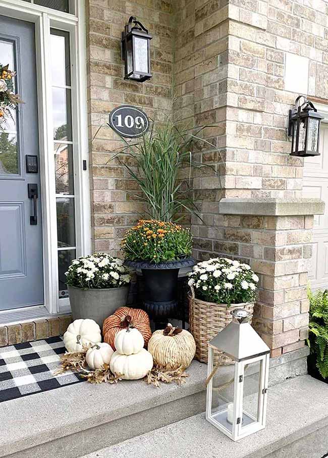 55 Cozy Fall Lantern Ideas for Porch, Table, and More
