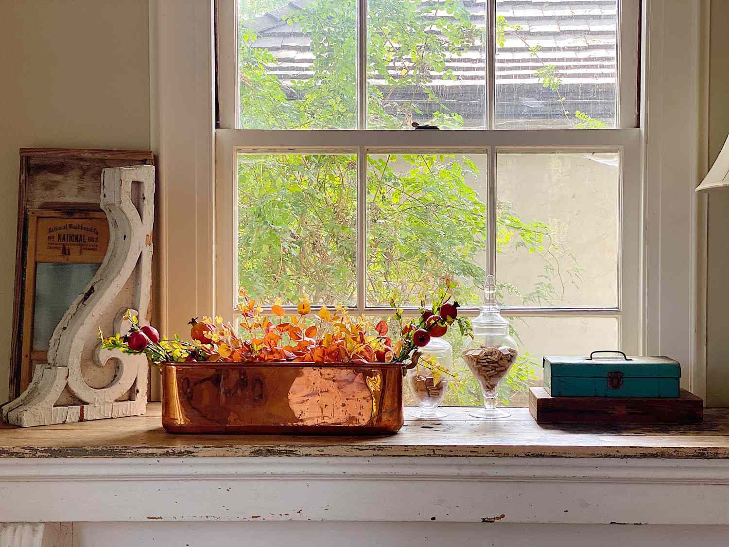 65 Fall Decor Ideas for an Autumn-Inspired Home