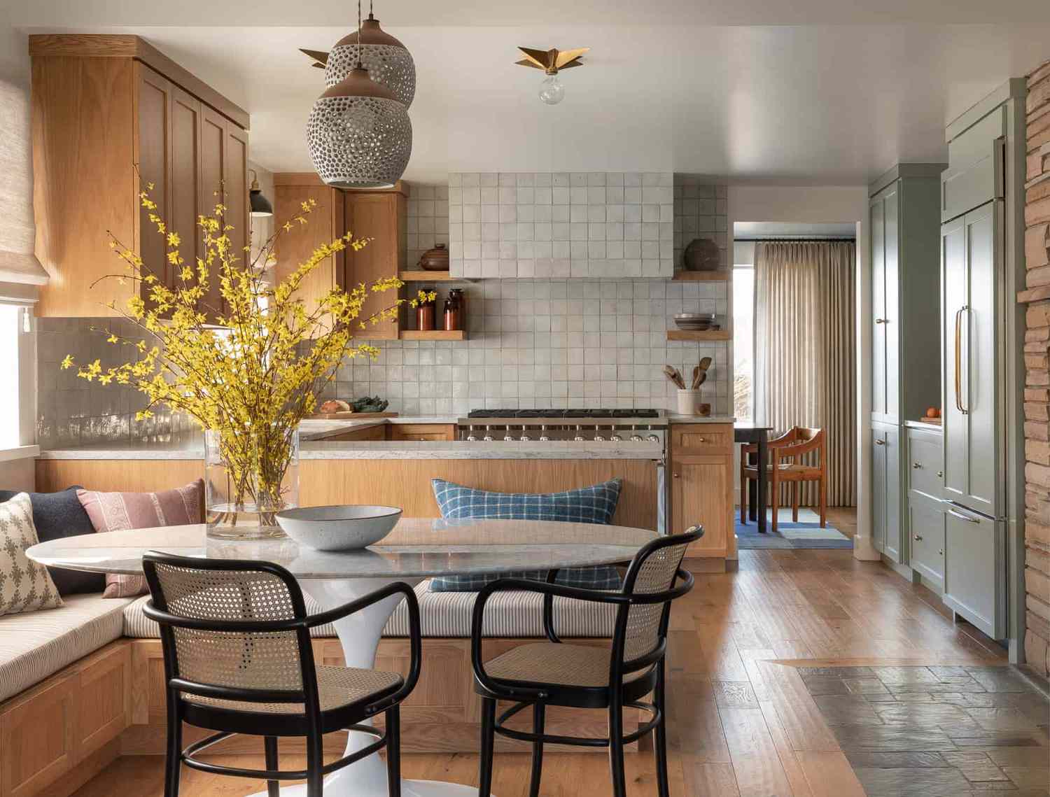 65 Fall Decor Ideas for an Autumn-Inspired Home