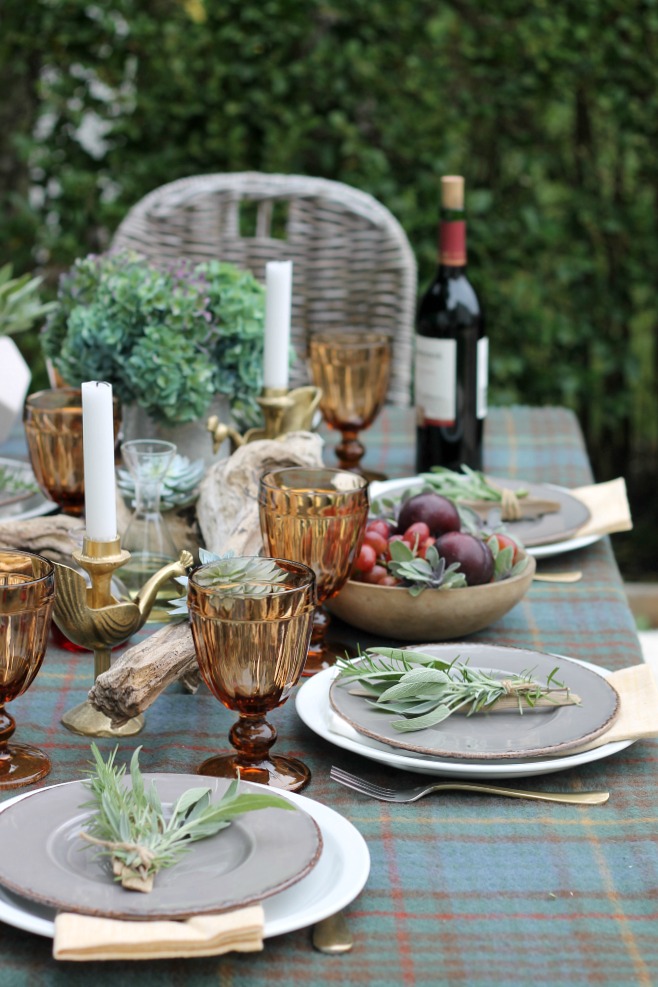 9 Beautiful Fall Table Decor Ideas