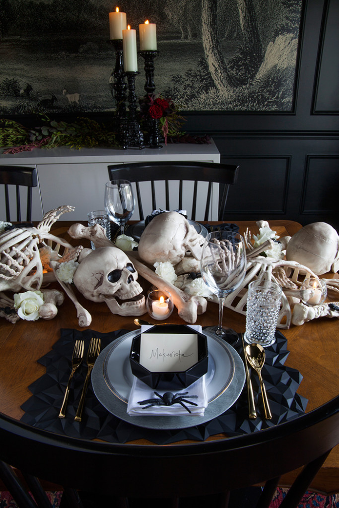 A Spooky Supper Setting - The Makerista