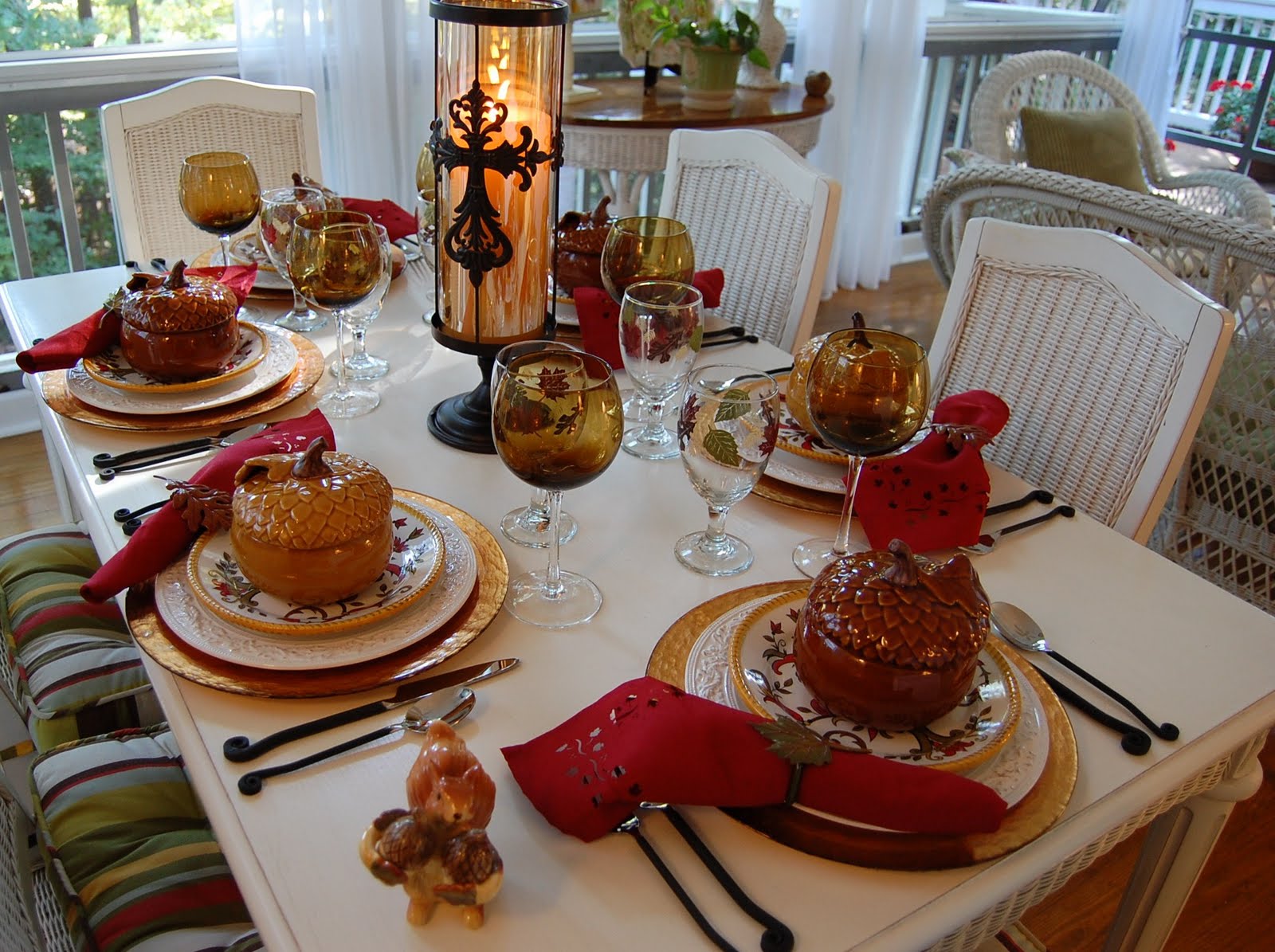A Tablescape to Celebrate Fall – Between Naps on the Porch