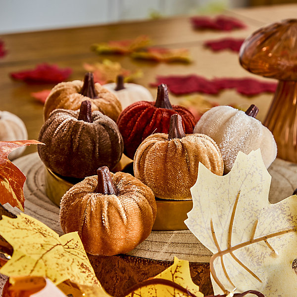 Benross 10pc Velvet Pumpkins Decoration