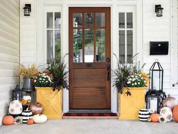Best Outdoor Fall Decor Ideas for Every Style | HGTV