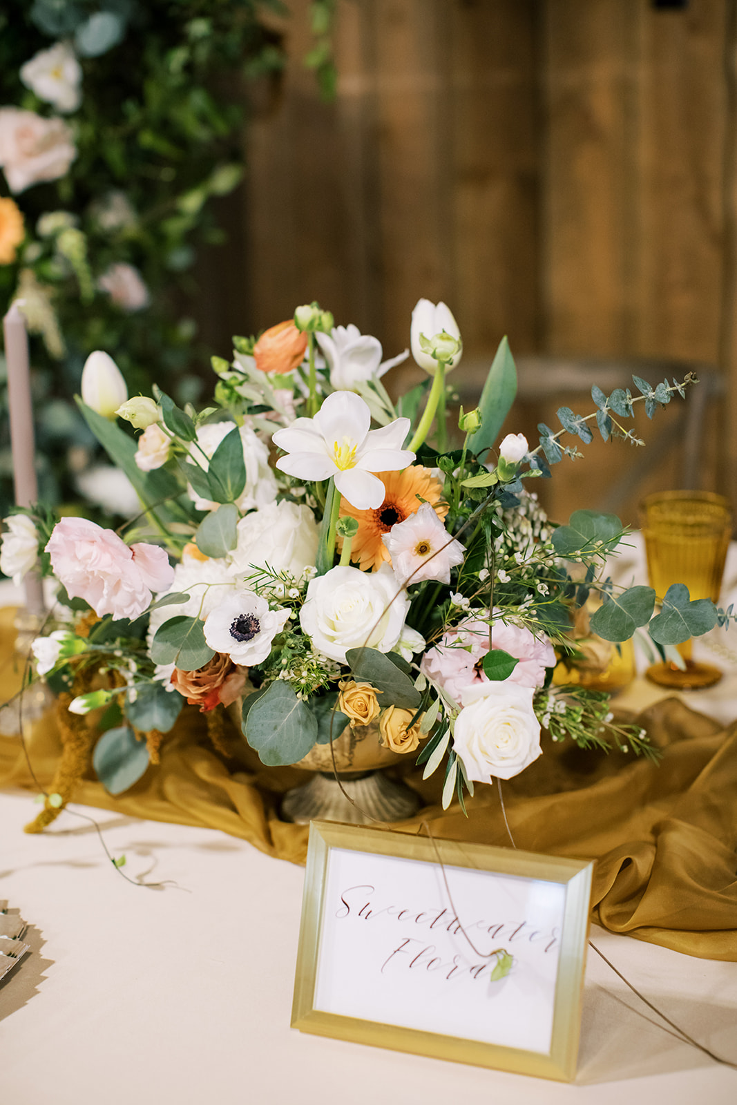 Breathtaking Fall Wedding Centerpiece Ideas for All Budgets - Spruce Mountain Events