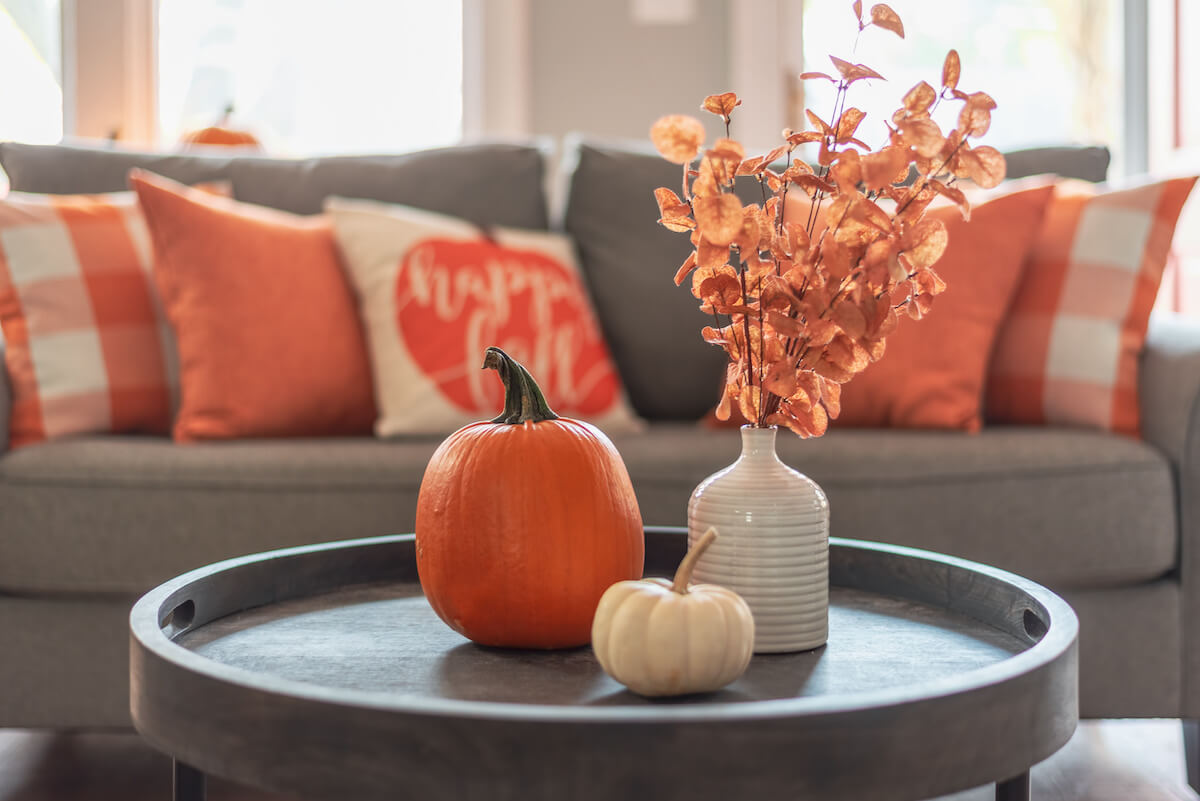 Coaster Furniture - Fall in love with these 8 cozy autumn room decor ideas