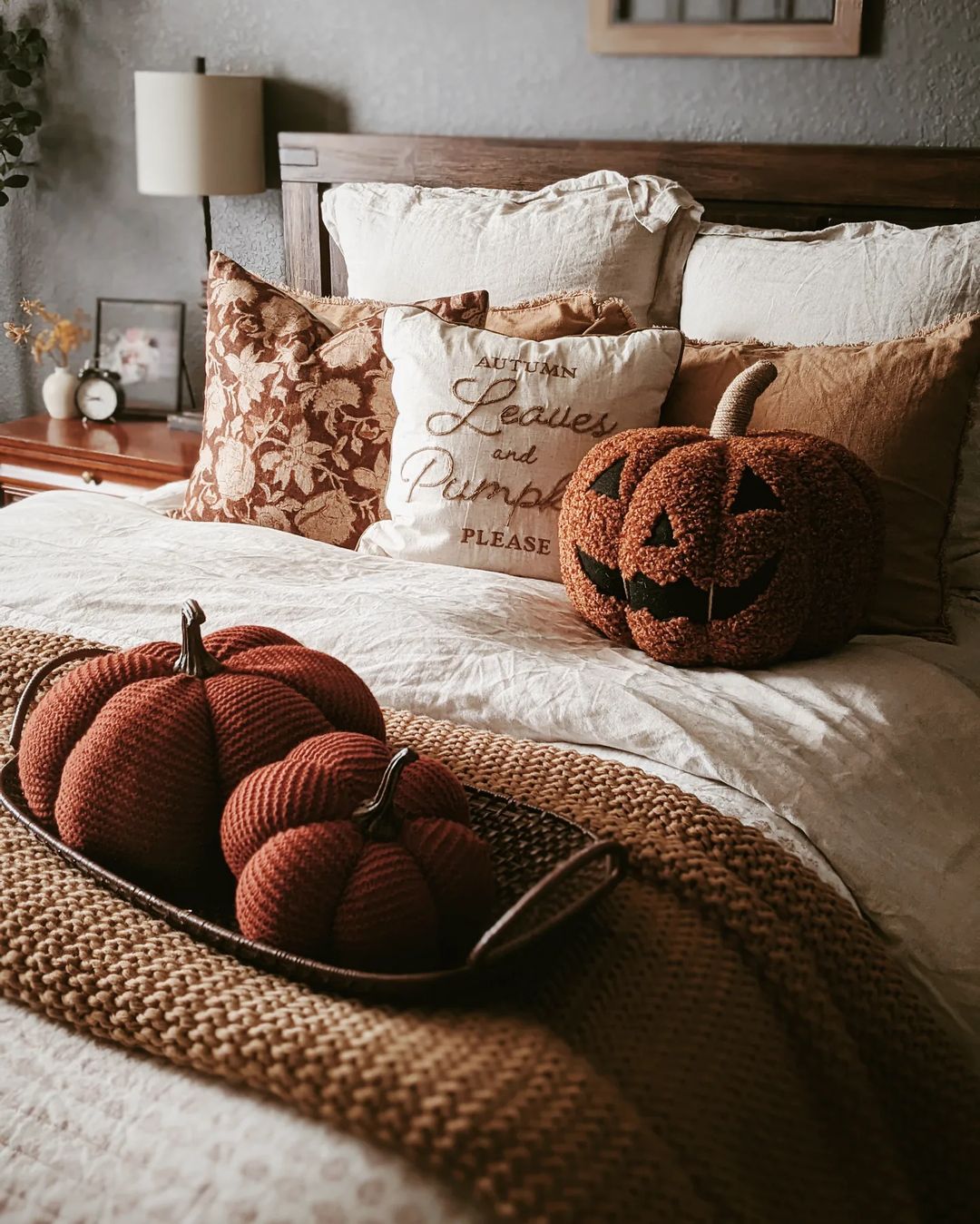 Cozy Fall Bedding: 14 Comfortable Ideas That Look Good and Feel Better