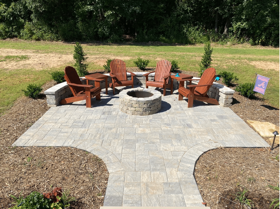 Creative Ideas for Designing Backyard Fire Pits & Outdoor Fireplaces in Charlotte, NC