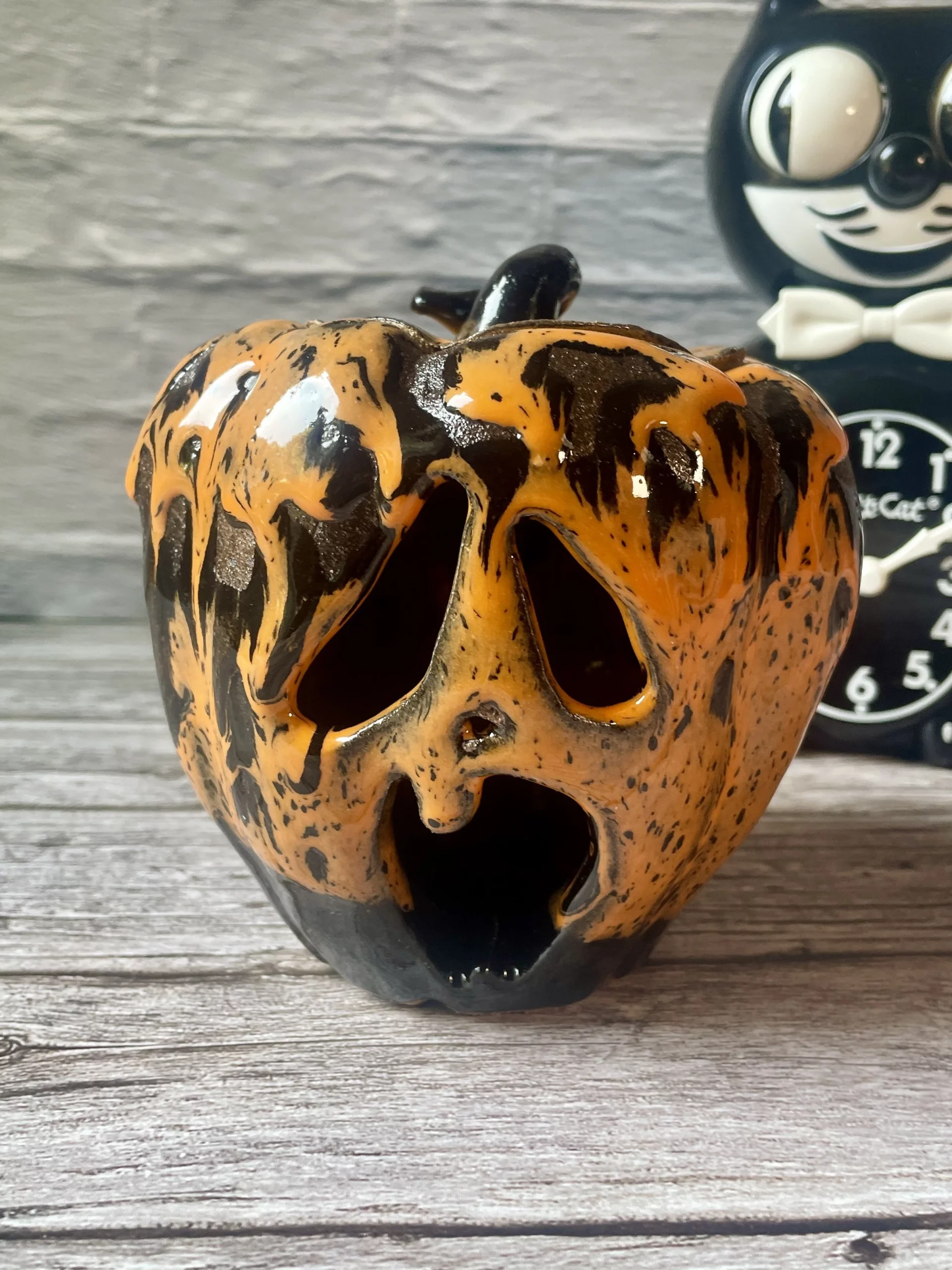 Drippy Pumpkin Luminary — proudlykrafted