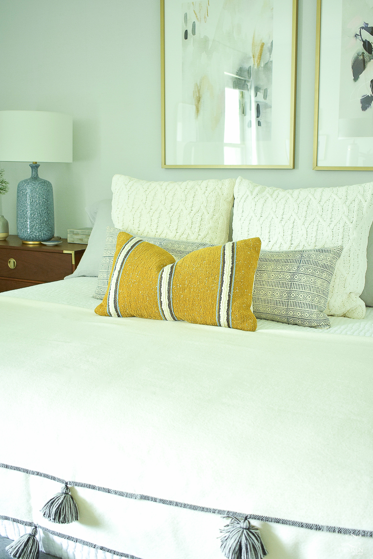 Early Fall Bedroom - Harvest Colors & Cable Knits - ZDesign At Home