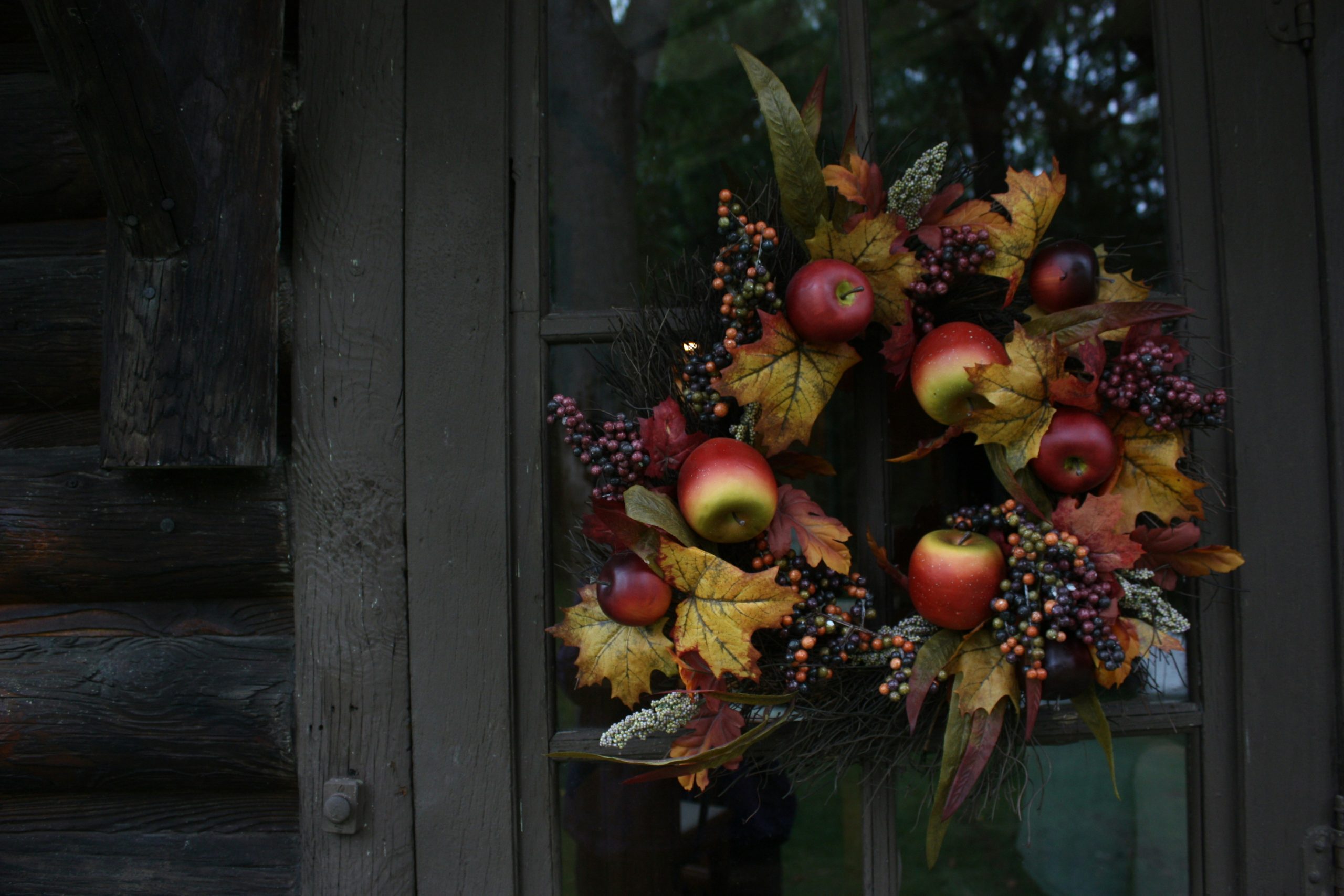 Fall wreath on a cabin door