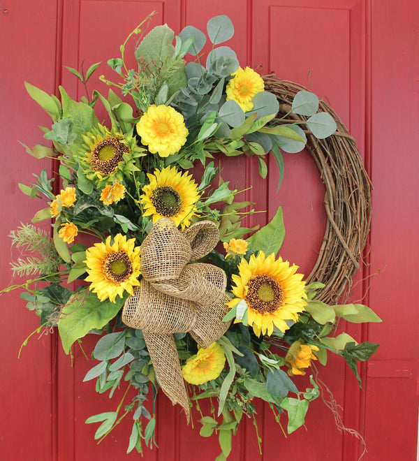 Festive Fall Wreaths | Express fall with color palettes of the season