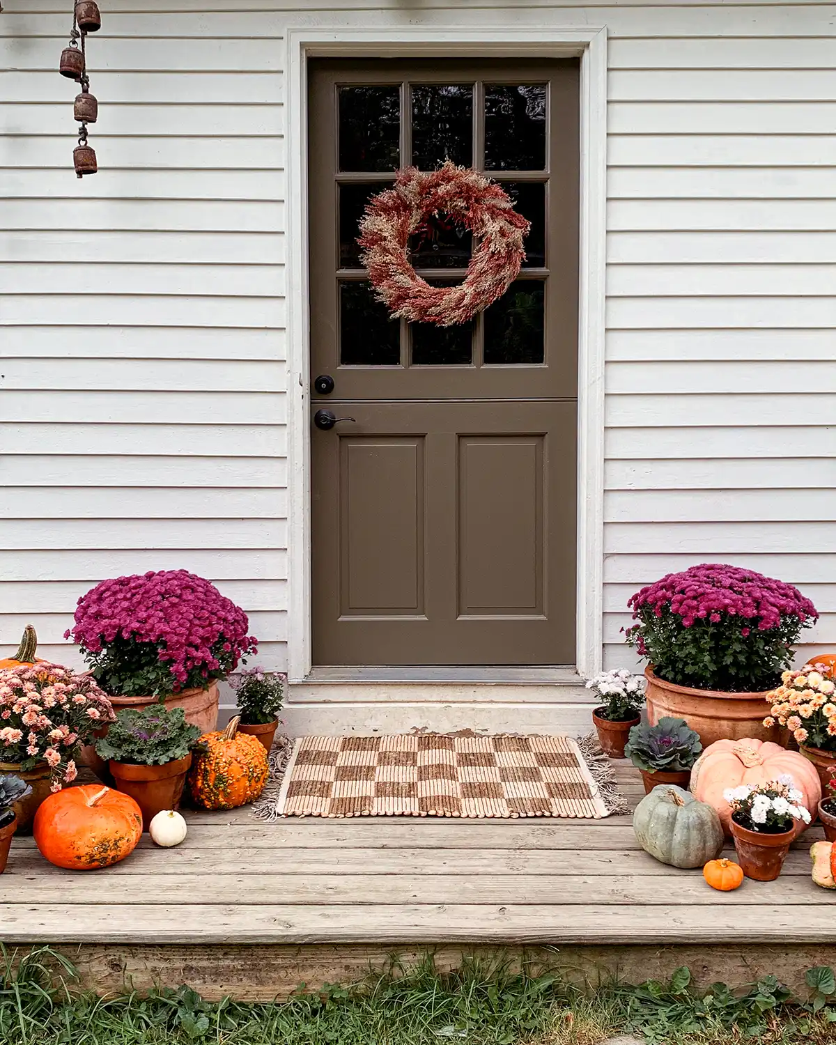 Front Porch Mums And Pumpkins For Fall Decorating