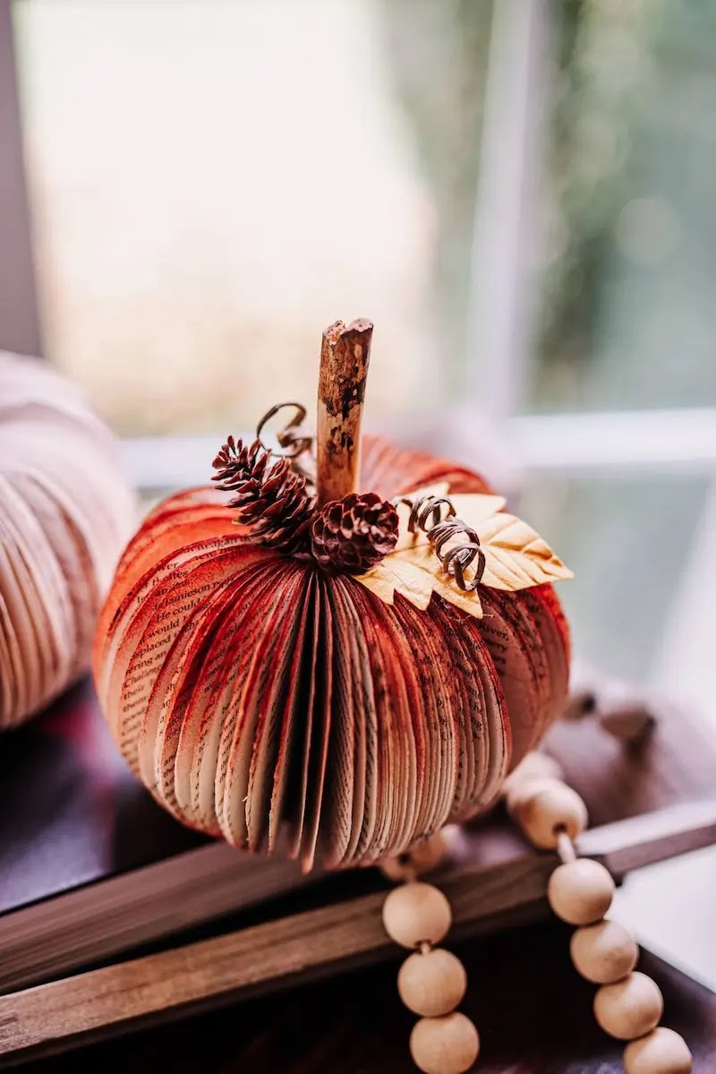 Gorgeous Autumn Jewelry and Decor to Celebrate the Season / The Beading Gem