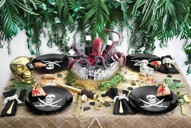 Gothic Forest Themed Halloween Table Setting | HGTV