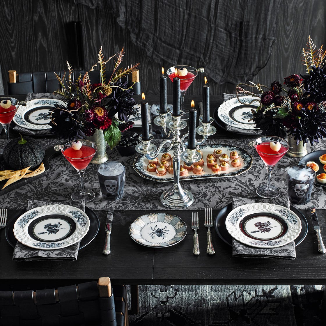 Gothic Table Arrangements Wedding Skull King And Queen Halloween Dinner Party Tablescape Me And Annabel Lee