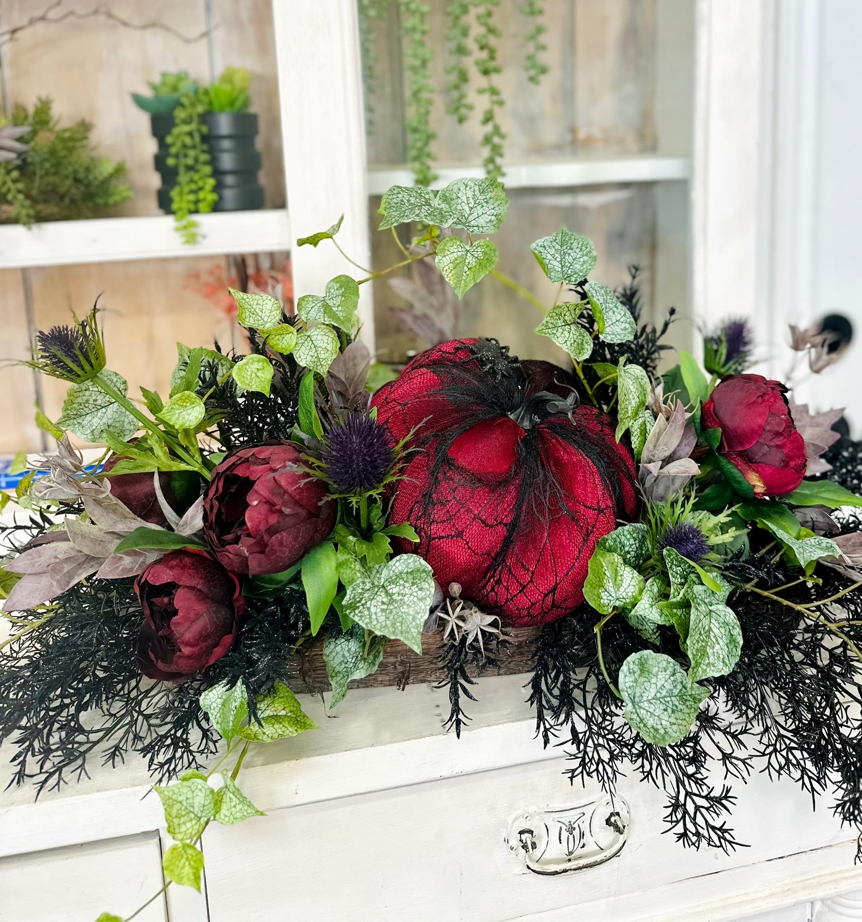 Halloween Floral Arrangement Decor 🎃 🧛‍♂️