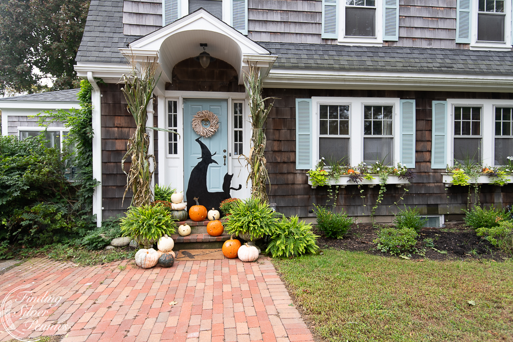 Halloween Home Tour (2018) - Finding Silver Pennies