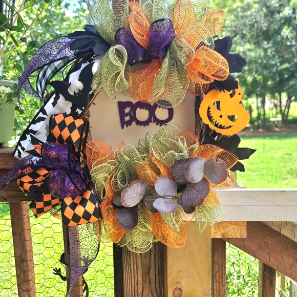 Halloween Wreath with Boo Sign