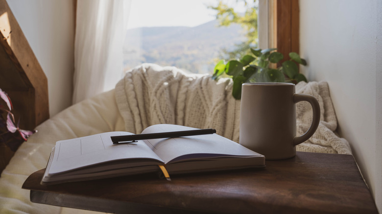 How To Create A Cozy Reading Nook In Your Home