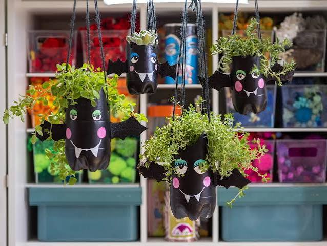 How to DIY a Hanging Bat Planter for Halloween | HGTV