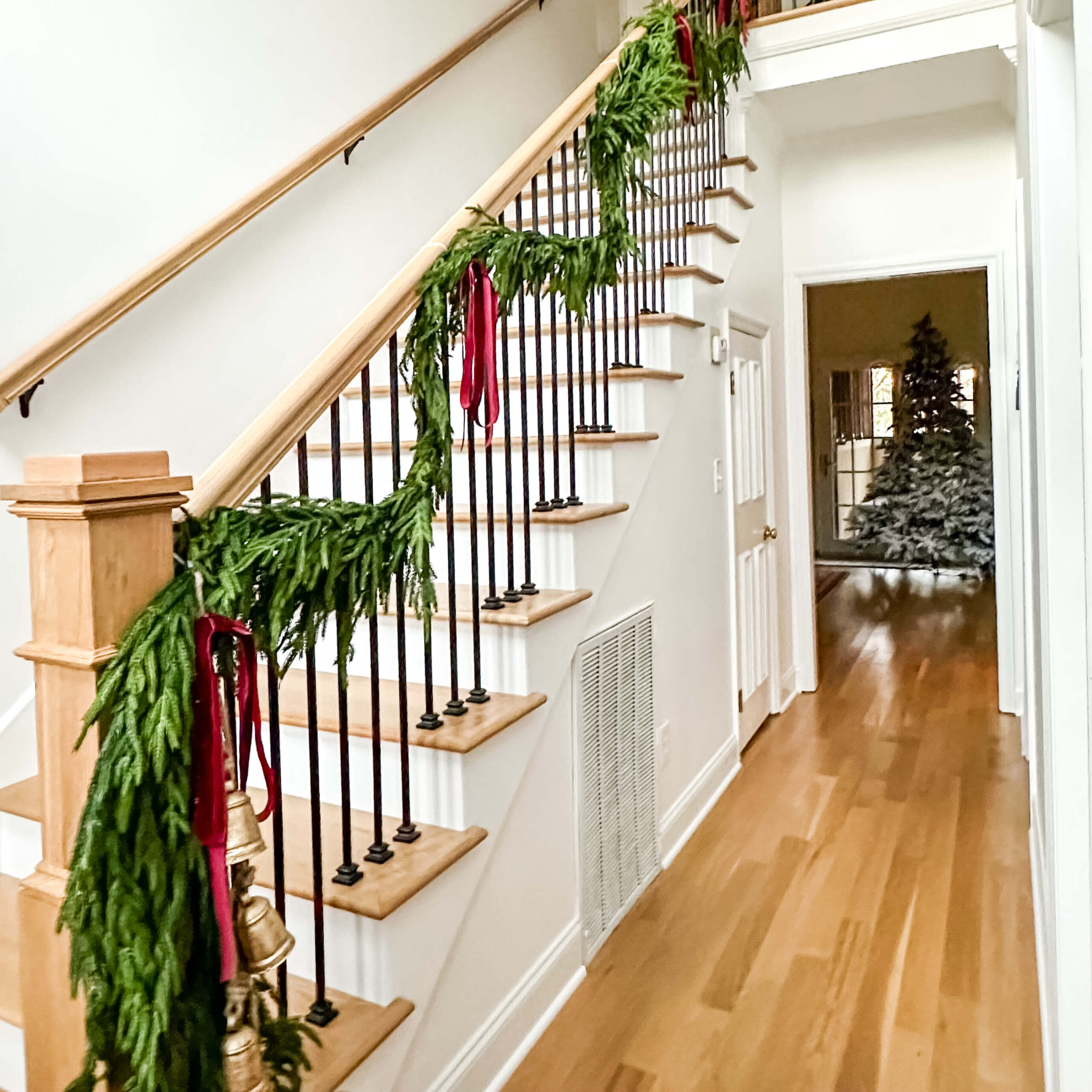 How To Hang Garland On A Staircase - allisonskiff.com