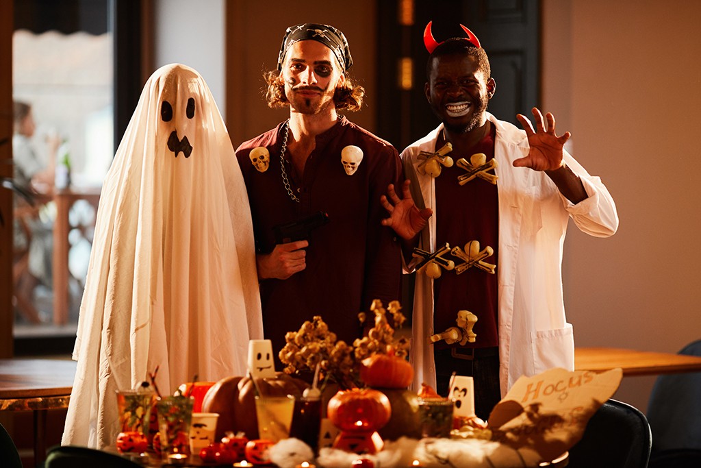 How to Host a Spooky and Chic Halloween Event - ISH Venues