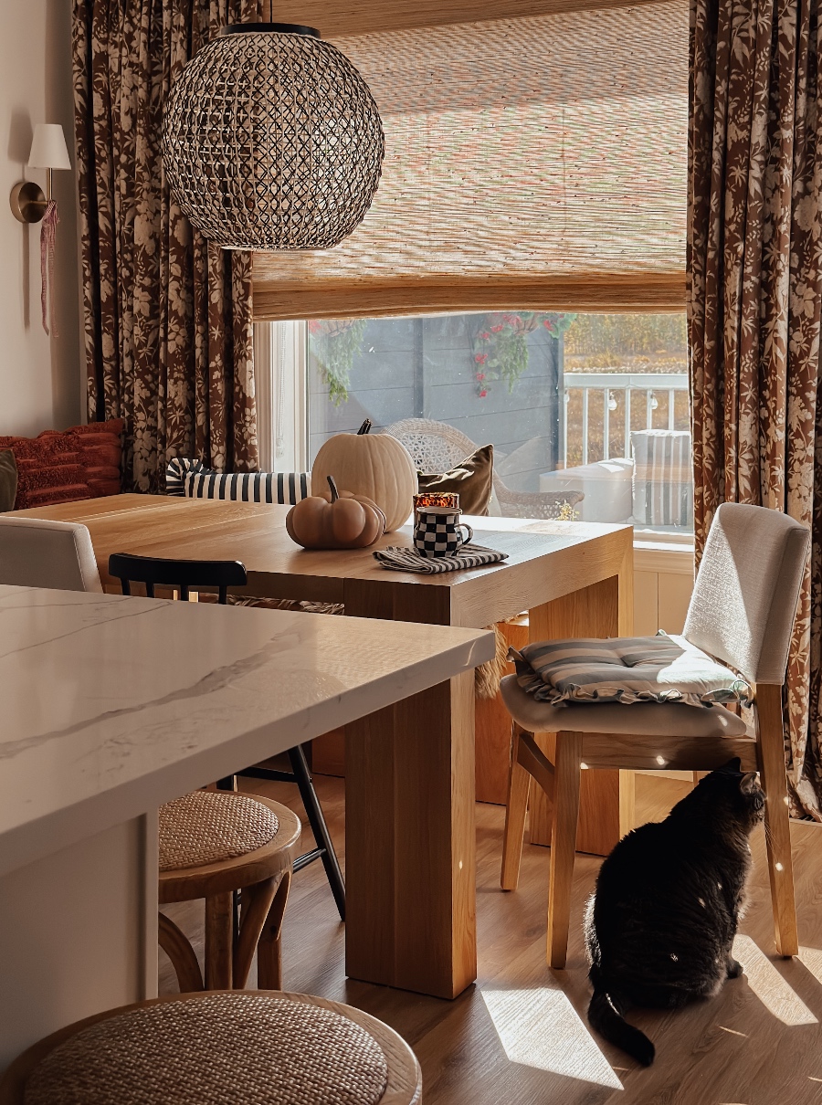 How to Make a Small Dining Room Cozy for Fall with UniCurt Curtains - The Blush Home Blog
