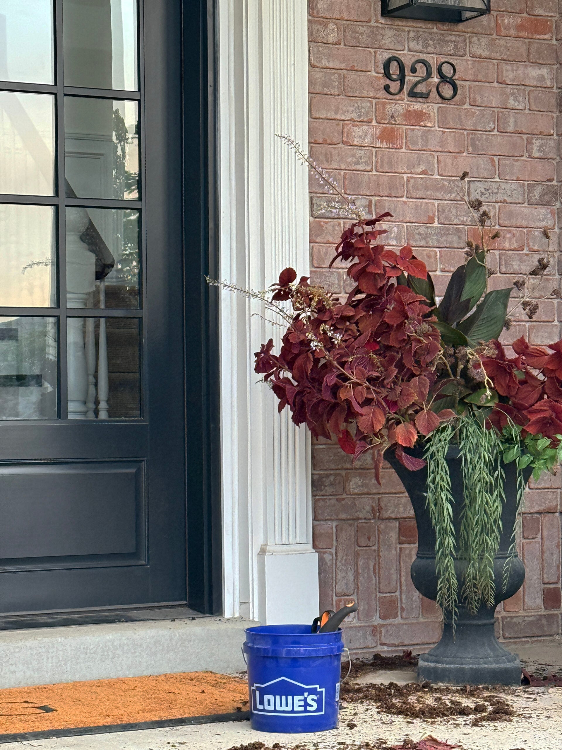 How to Style a Fall Porch- Without Mums