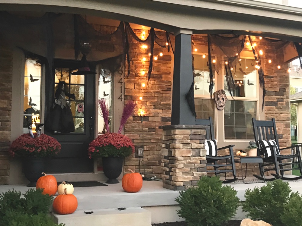Ideas for Halloween Porch Decor - Life Love Larson