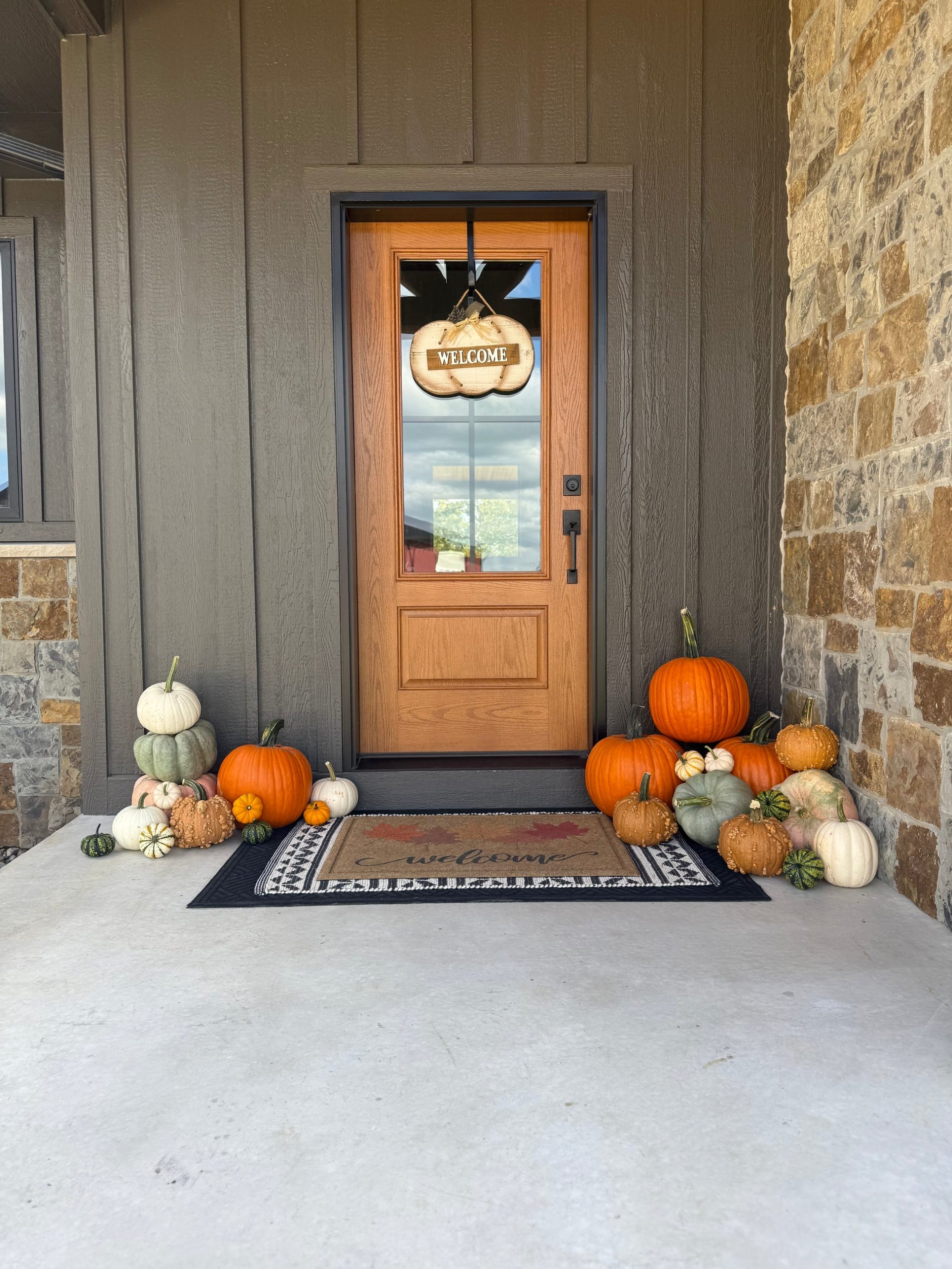Petite Fall Porch Package | Porch Pumpkin Decor in Iowa – The Porch Decorator