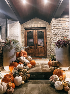 Porchside Pumpkins | Concierge Pumpkin Delivery & Design