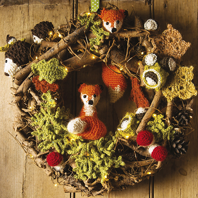 Ravelry: Autumn wreath pattern by Anna Nikipirowicz