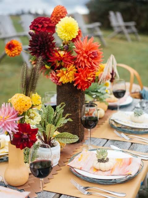 Rustic Fall Table Setting Ideas for Outdoor Celebrations | HGTV