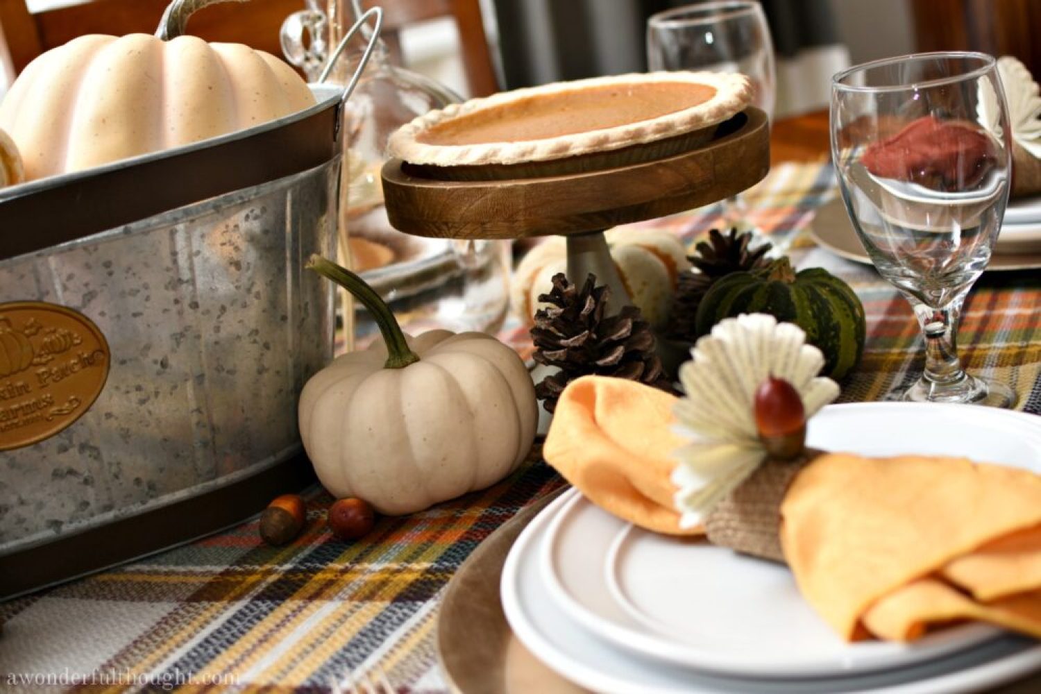 Thanksgiving Tablescape with Traditional Fall Colors - A Wonderful Thought