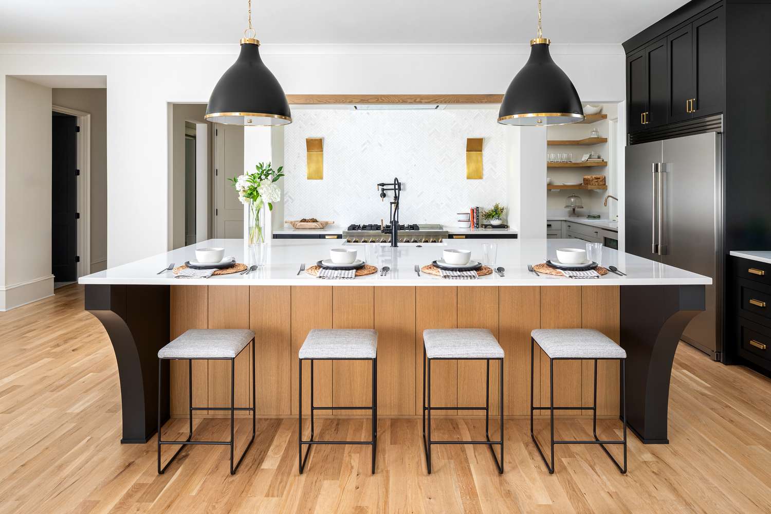 The Era of the All-White Kitchen Is Over—Here's the Cabinet Trend Designers Are Loving in 2026