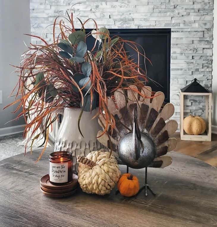Warm and Cozy Fall Living Room Decor Ideas - Farmhousehub