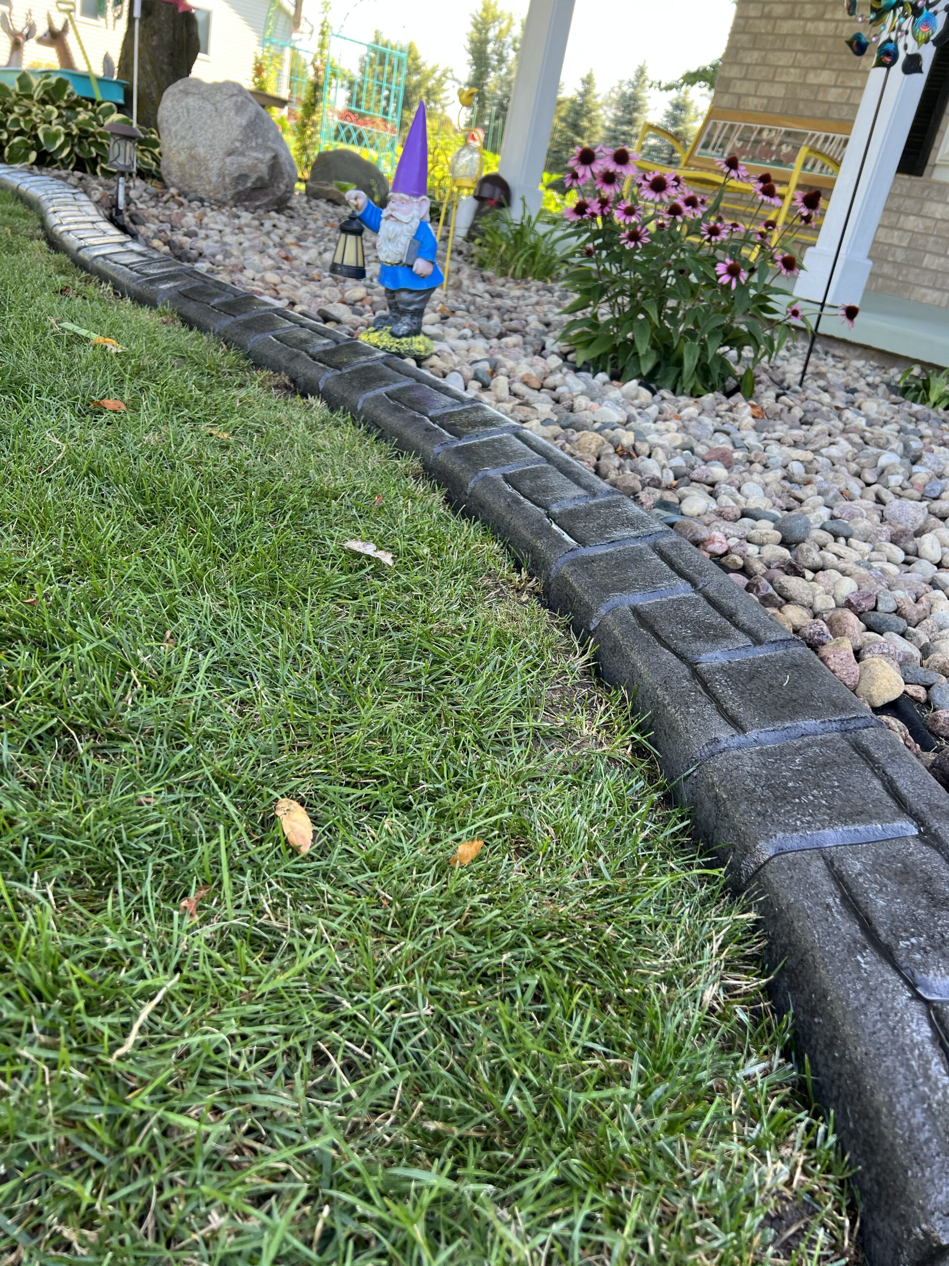 Concrete Curbing Colors: 15 Beautiful Landscaping Options