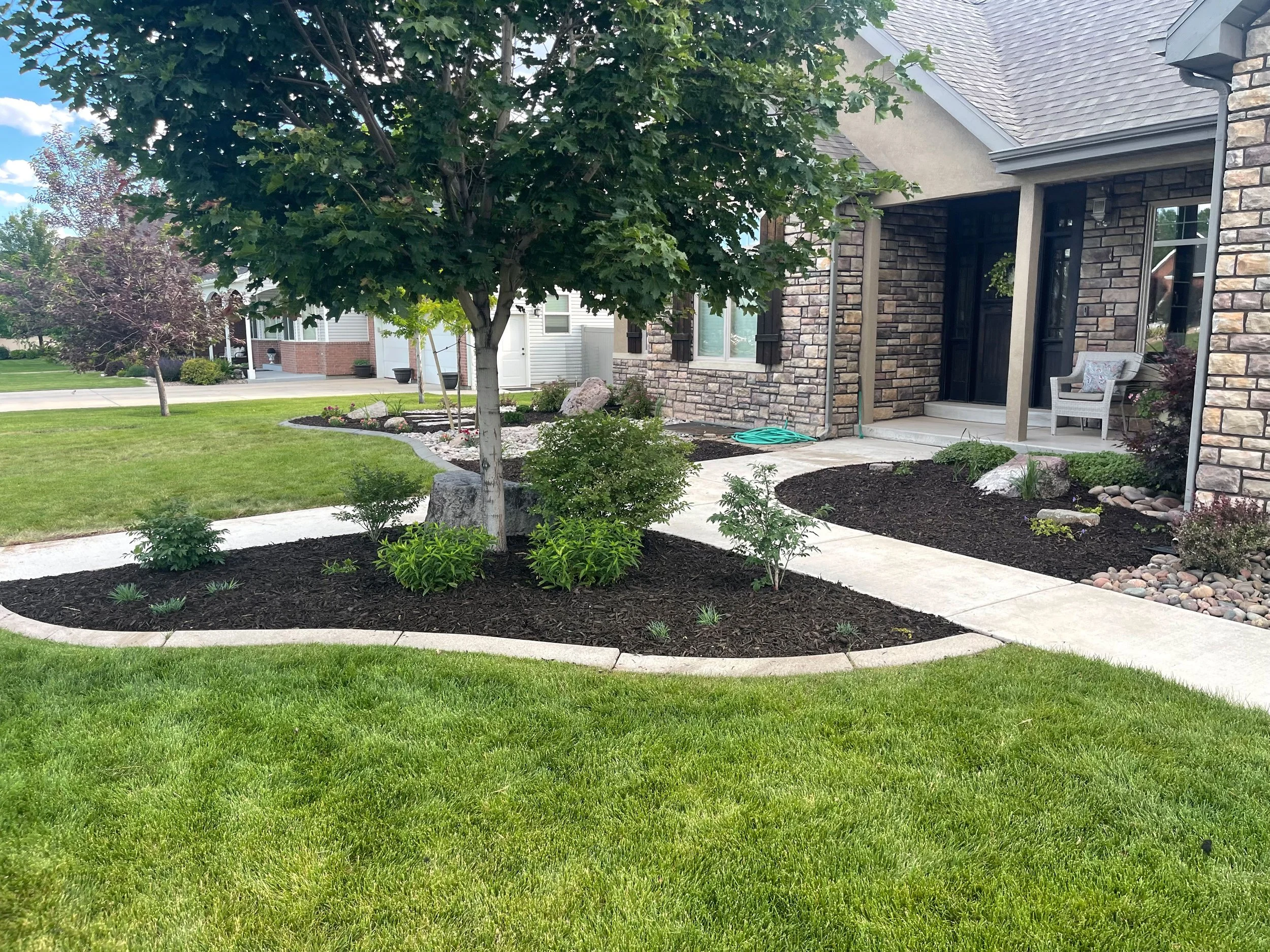 Decorative Curbing — Diamond K Landscaping