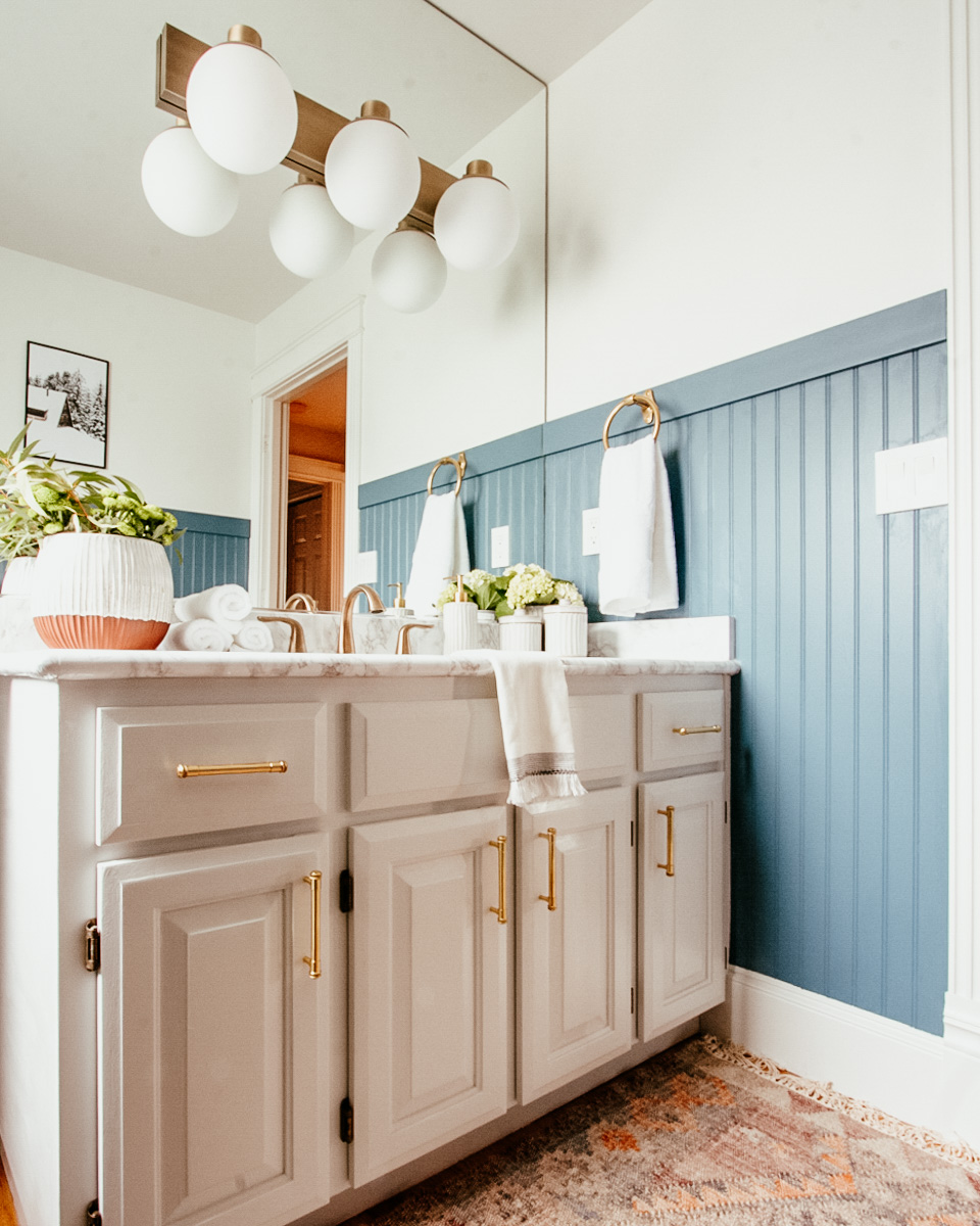 DIY Beadboard Wall - Anita Yokota
