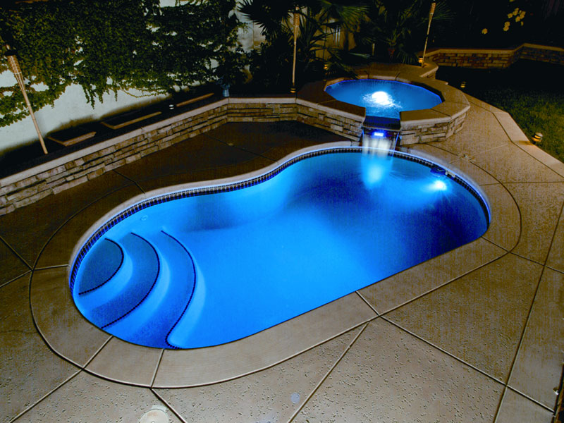 Pool Lighting - A Plus Pools - Oregon's Pool Professionals