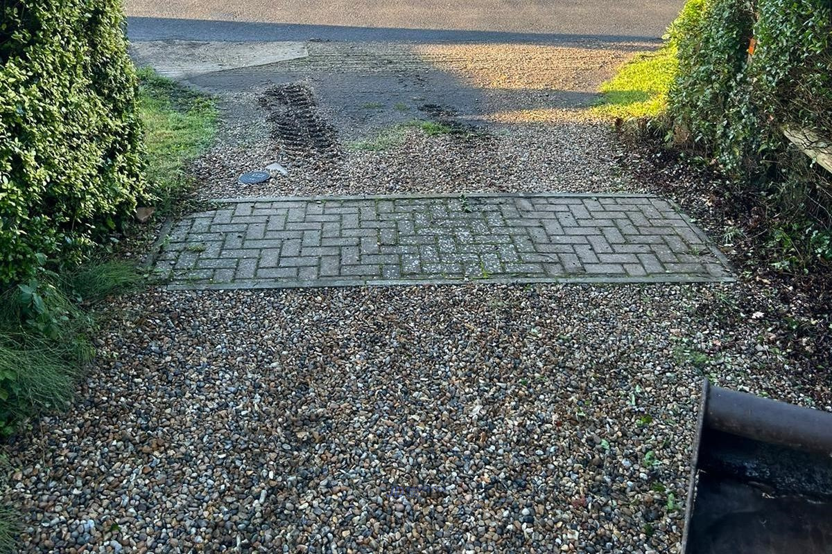 Tarmac Apron with Brick Border in Ashford, Kent - JD Drivestyle LTD