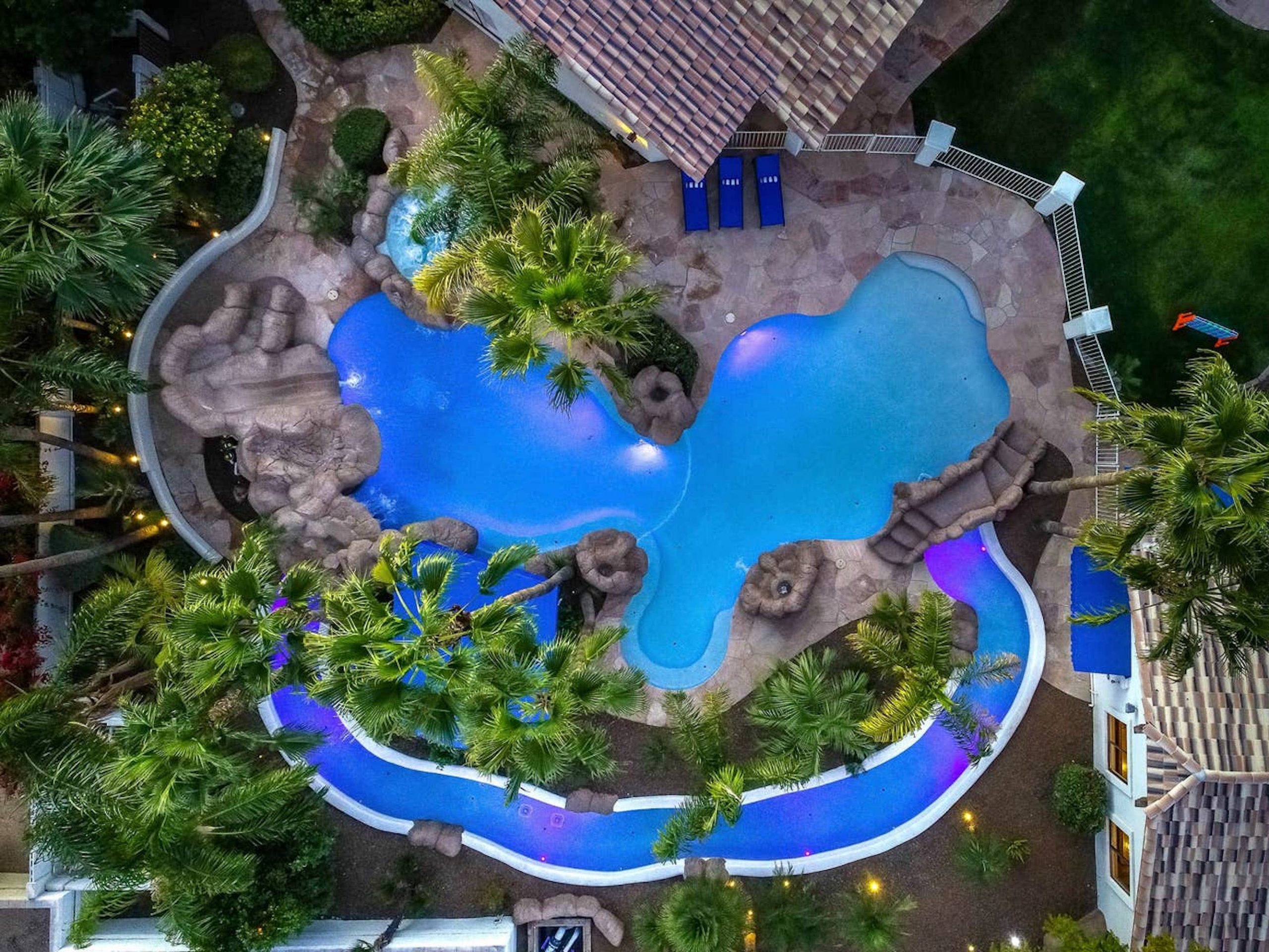 You and 13 Friends Can Stay in Mansion in Arizona With a Lazy River - Business Insider