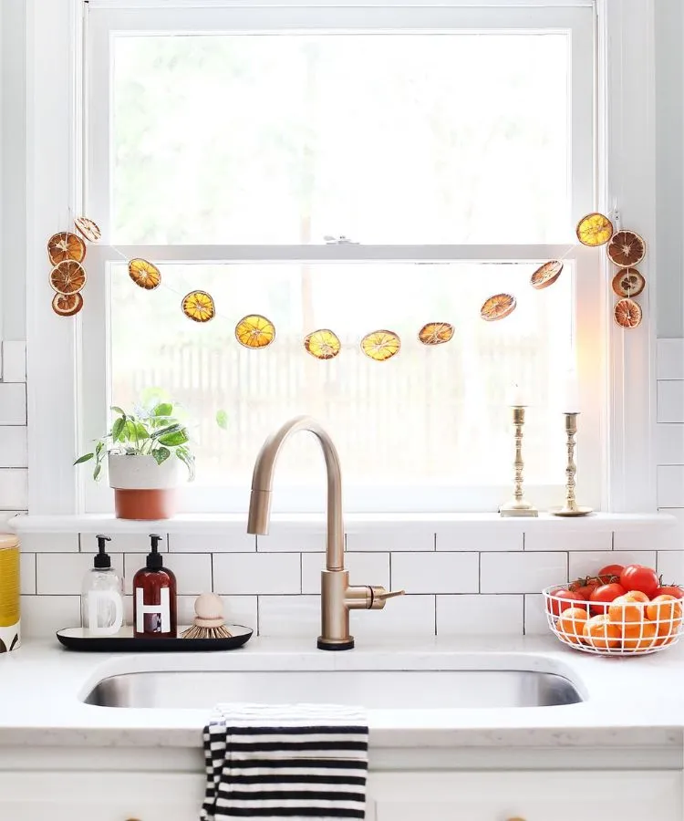10 Kitchen Holiday Decor Ideas for a Festive Cooking Space - The Everygirl