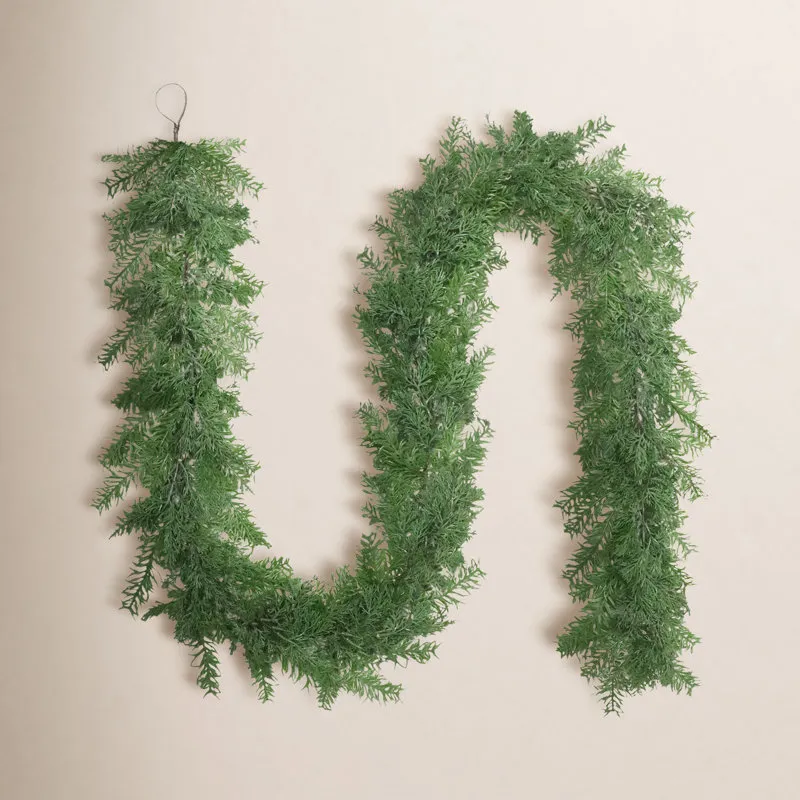 108' Soft PE Christmas Garland