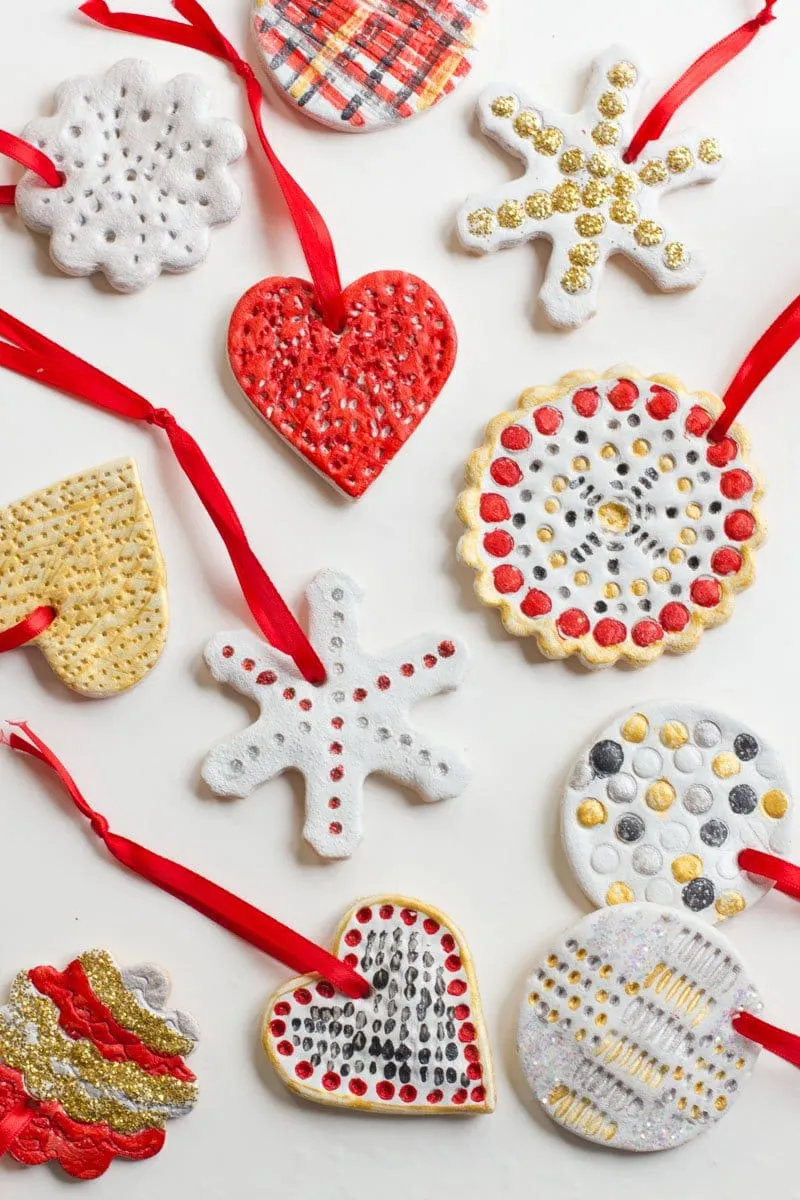 12 DIY Christmas Crafts to Keep the Holiday Spirit - Jolly Llama